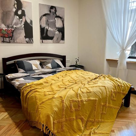 Art Apartment Glebova Lviv Extérieur photo