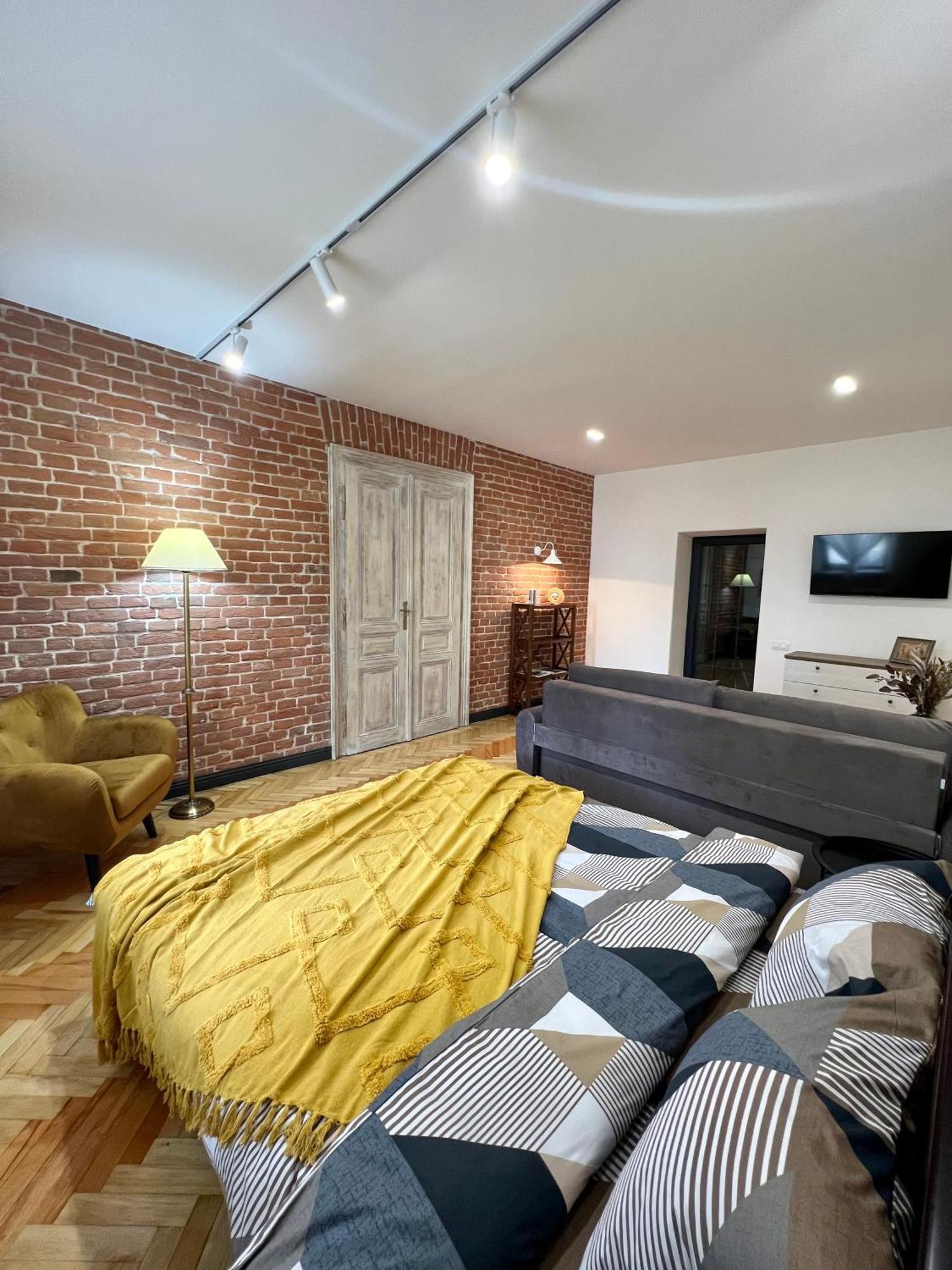 Art Apartment Glebova Lviv Extérieur photo